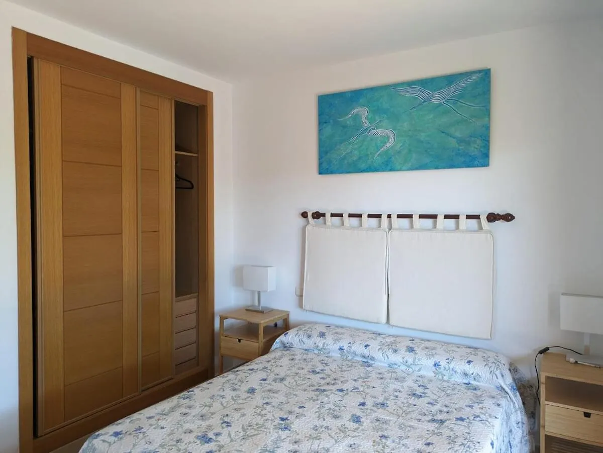 Playa Del Angel 3-Bedroom Apartment エステポナ